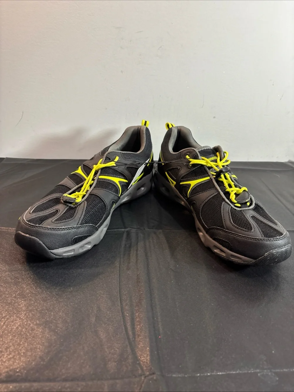 Speedo Men's Black & Yellow Swim Sneakers - Quick-Dry Water Shoes. 9/16
